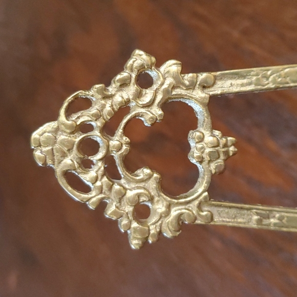 COPY - 7.5×4 VINTAGE SOLID BRASS VICTORIAN EASEL - Picture 3 of 10